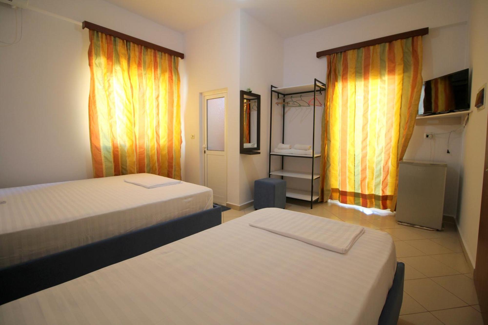Lengu Holidays Houses Saranda Kültér fotó