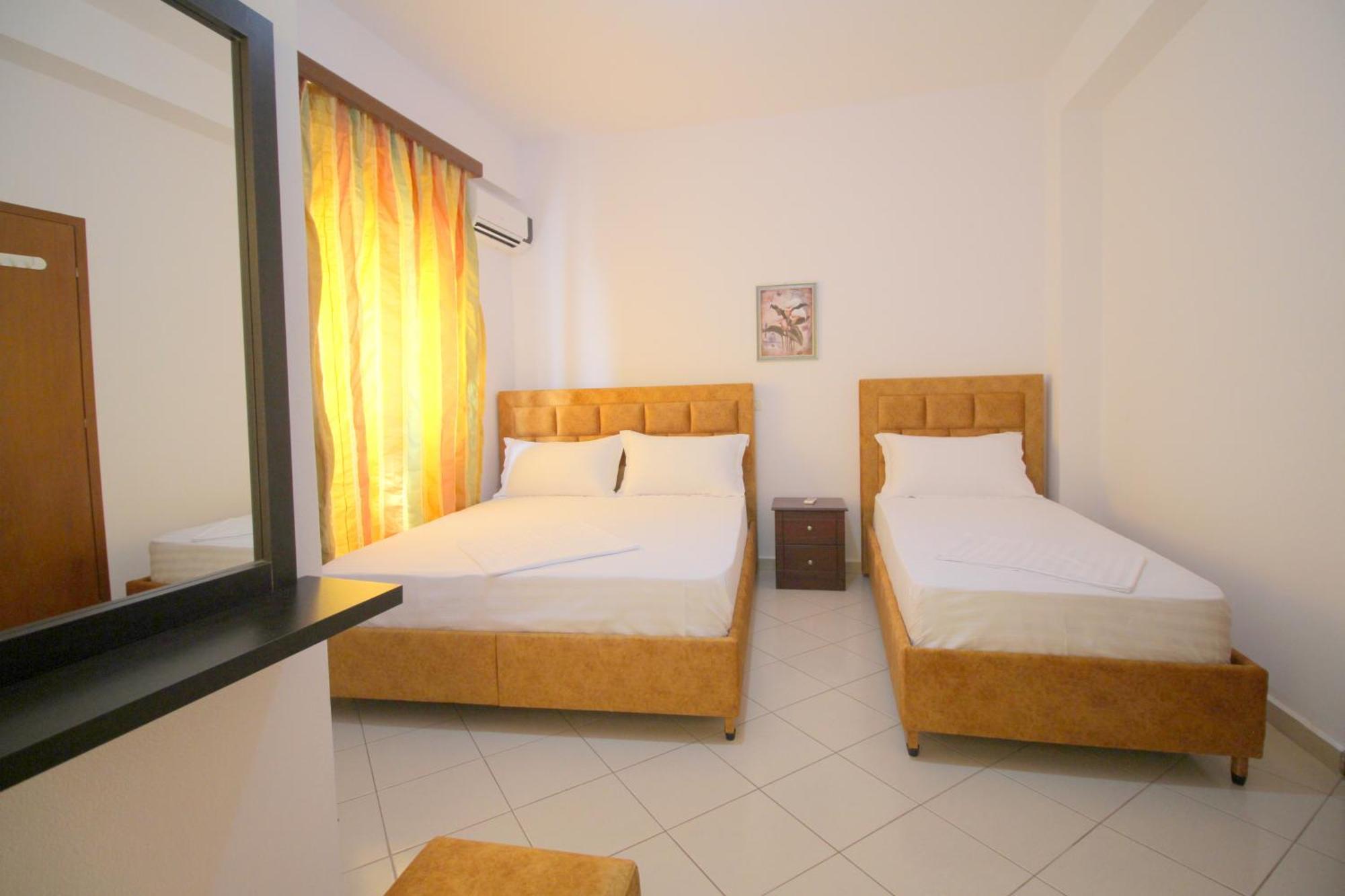 Lengu Holidays Houses Saranda Kültér fotó